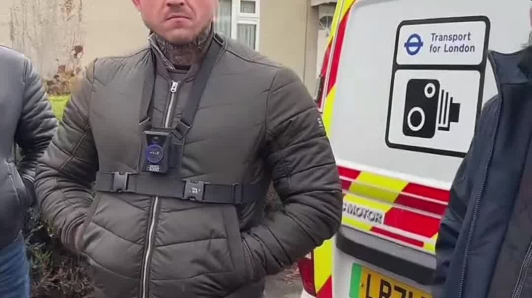 ⁣Bullies Get PULLED By POLICE For No SIA Badge DISPLAY!